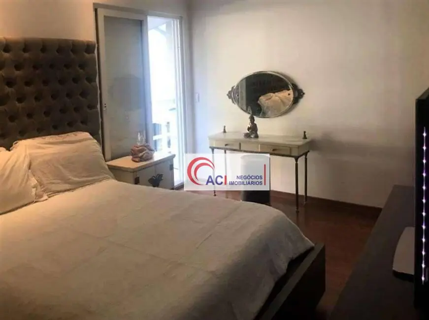 Foto 9 de Casa de Condomínio com 3 quartos à venda, 339m2 em Cotia - SP