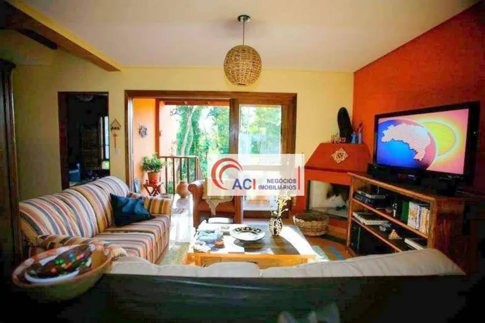 Casa de Condomínio com 3 quartos à venda e para alugar, 628m2 em Transurb, Itapevi - SP - imagem 7 Foto 7 de Casa de Condomínio com 3 quartos à venda e para alugar, 628m2 em Transurb, Itapevi - SP