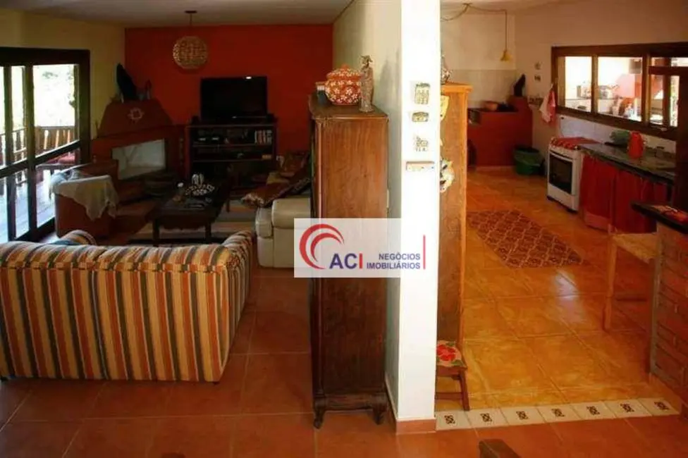 Casa de Condomínio com 3 quartos à venda e para alugar, 628m2 em Transurb, Itapevi - SP - imagem 8 Foto 8 de Casa de Condomínio com 3 quartos à venda e para alugar, 628m2 em Transurb, Itapevi - SP