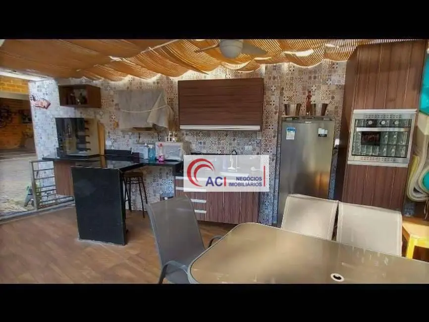 Casa com 3 quartos à venda, 276m2 em Jardim Semiramis, Cotia - SP - imagem 5 Foto 5 de Casa com 3 quartos à venda, 276m2 em Jardim Semiramis, Cotia - SP