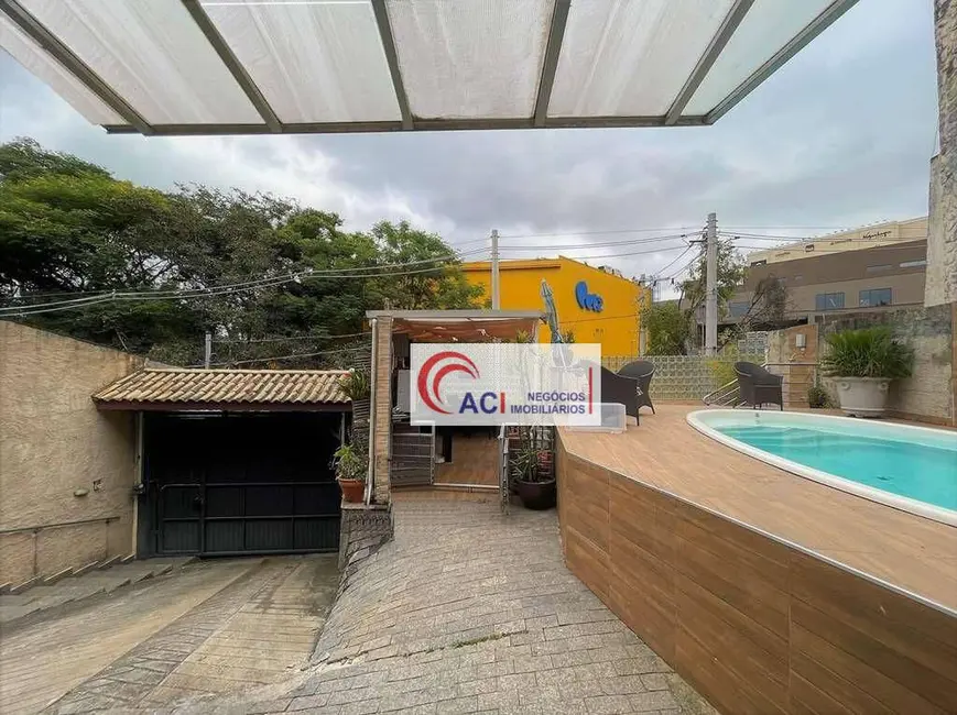 Casa com 3 quartos à venda, 276m2 em Jardim Semiramis, Cotia - SP - imagem 7 Foto 7 de Casa com 3 quartos à venda, 276m2 em Jardim Semiramis, Cotia - SP