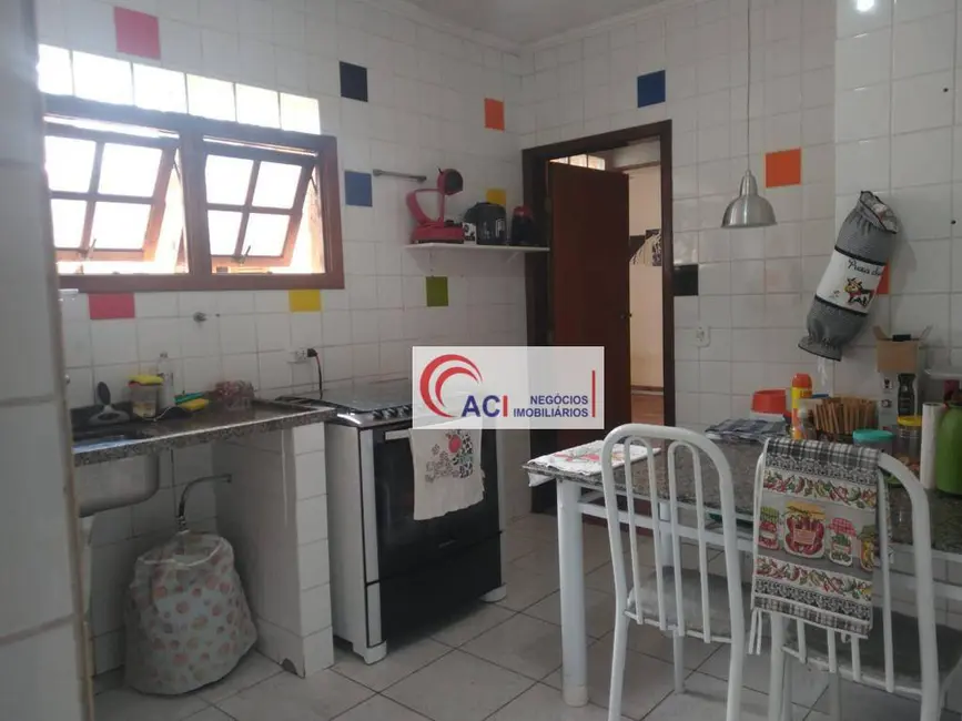 Casa de Condomínio com 2 quartos à venda, 400m2 em Transurb, Itapevi - SP - imagem 4 Foto 4 de Casa de Condomínio com 2 quartos à venda, 400m2 em Transurb, Itapevi - SP