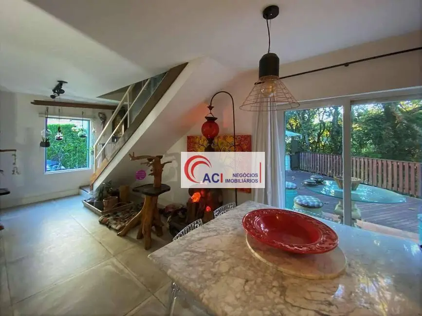 Foto 3 de Casa de Condomínio com 3 quartos à venda, 339m2 em Cotia - SP