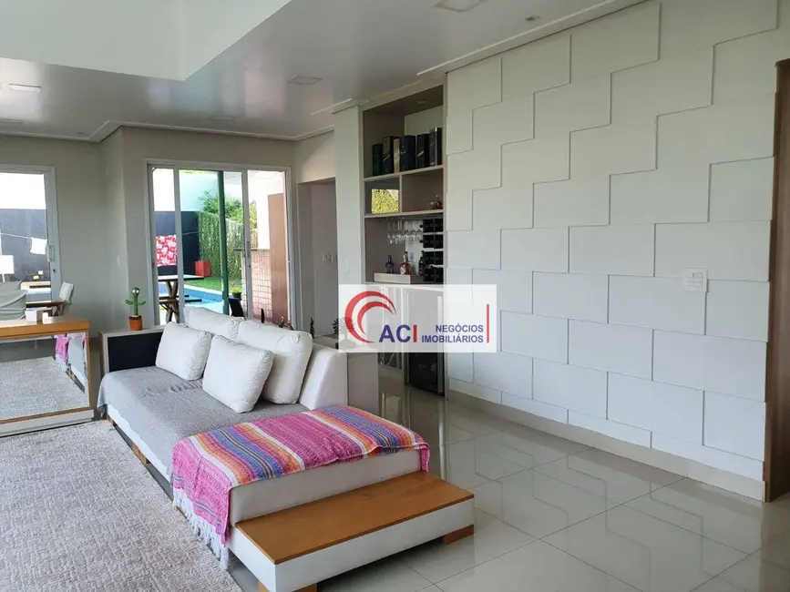 Foto 4 de Casa de Condomínio com 4 quartos à venda, 560m2 em Jardim do Golf I, Jandira - SP