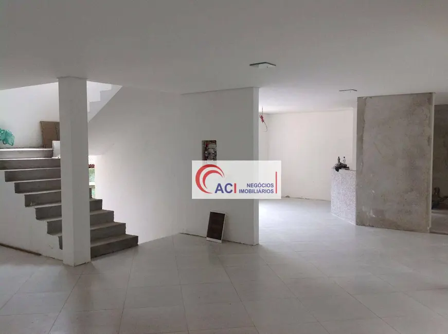 Casa de Condomínio com 5 quartos à venda e para alugar, 363m2 em Transurb, Itapevi - SP - imagem 9 Foto 9 de Casa de Condomínio com 5 quartos à venda e para alugar, 363m2 em Transurb, Itapevi - SP