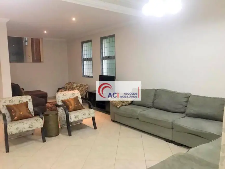 Casa de Condomínio com 5 quartos à venda, 481m2 em Transurb, Itapevi - SP - imagem 8 Foto 8 de Casa de Condomínio com 5 quartos à venda, 481m2 em Transurb, Itapevi - SP