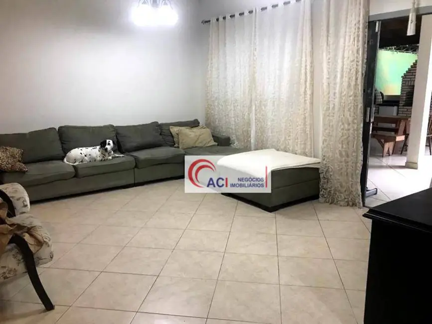 Casa de Condomínio com 5 quartos à venda, 481m2 em Transurb, Itapevi - SP - imagem 7 Foto 7 de Casa de Condomínio com 5 quartos à venda, 481m2 em Transurb, Itapevi - SP