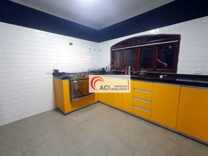 Foto 6 de Casa de Condomínio com 3 quartos à venda, 750m2 em Transurb, Itapevi - SP