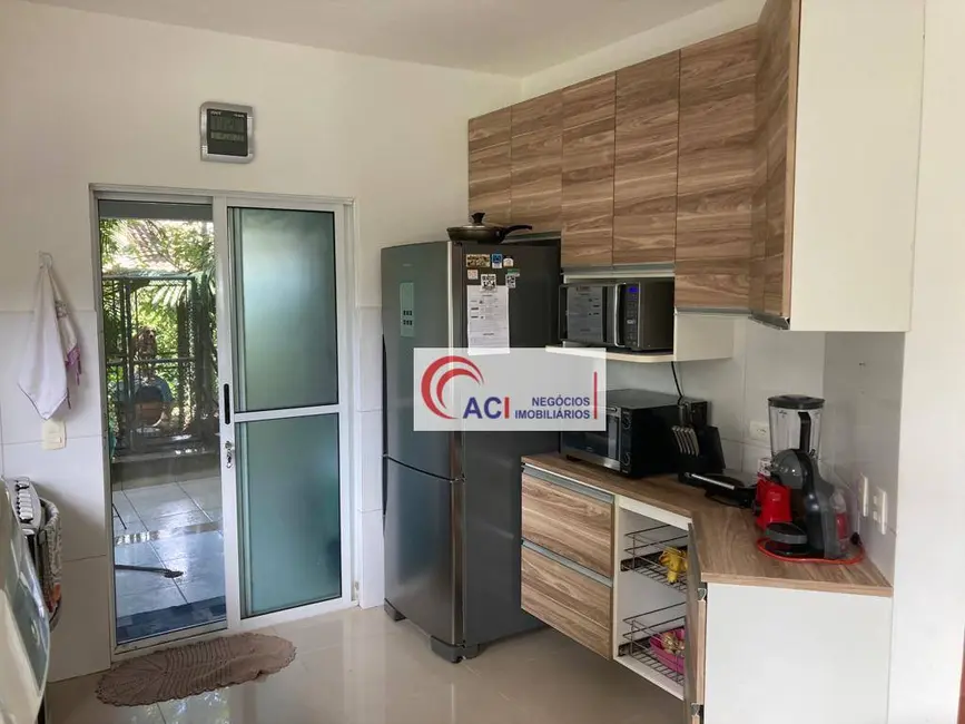 Casa de Condomínio com 3 quartos à venda e para alugar, 377m2 em Transurb, Itapevi - SP - imagem 8 Foto 8 de Casa de Condomínio com 3 quartos à venda e para alugar, 377m2 em Transurb, Itapevi - SP