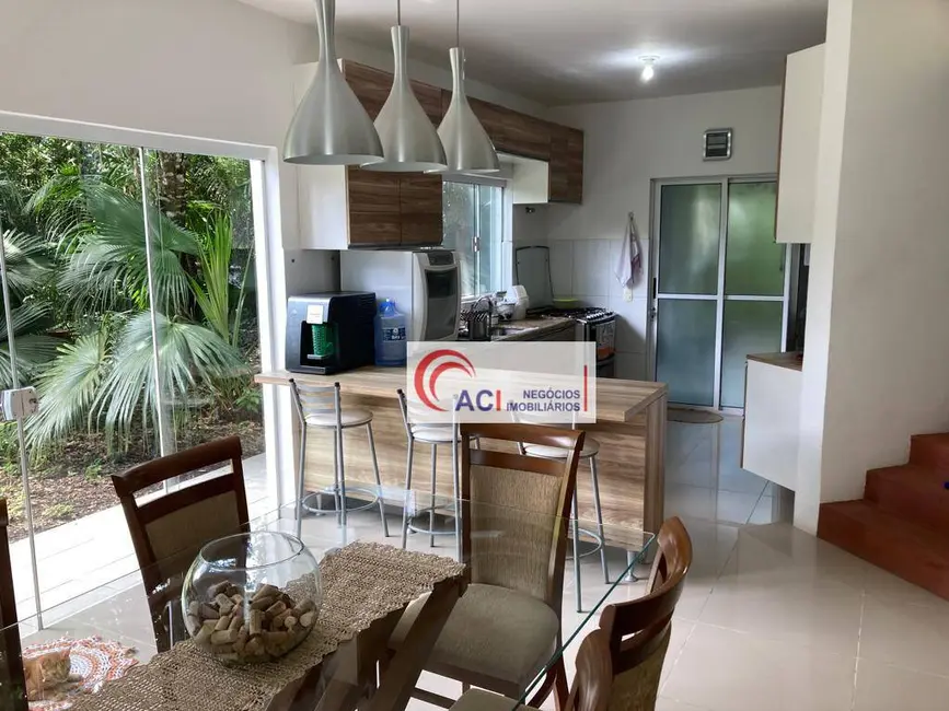 Casa de Condomínio com 3 quartos à venda e para alugar, 377m2 em Transurb, Itapevi - SP - imagem 5 Foto 5 de Casa de Condomínio com 3 quartos à venda e para alugar, 377m2 em Transurb, Itapevi - SP