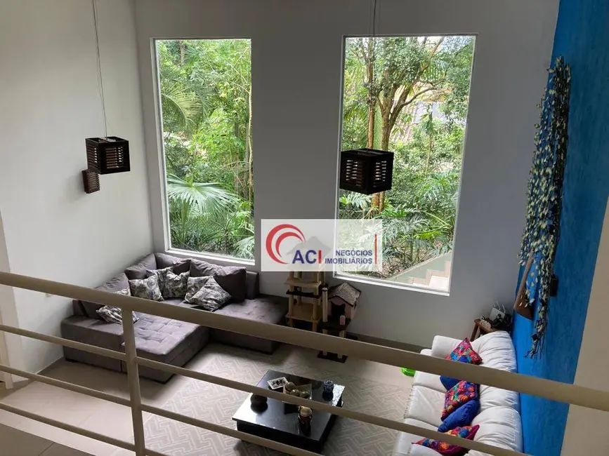 Casa de Condomínio com 3 quartos à venda e para alugar, 377m2 em Transurb, Itapevi - SP - imagem 4 Foto 4 de Casa de Condomínio com 3 quartos à venda e para alugar, 377m2 em Transurb, Itapevi - SP