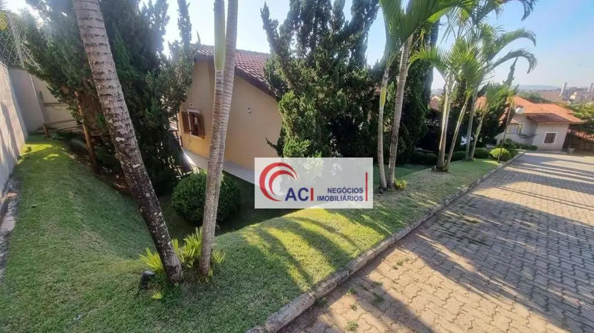 Foto 3 de Casa de Condomínio com 3 quartos à venda, 453m2 em Jardim Ana Estela, Carapicuiba - SP