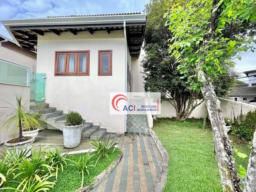 Casa de Condomínio com 4 quartos à venda, 478m2 em Granja Viana, Carapicuiba - SP - imagem 5 Foto 5 de Casa de Condomínio com 4 quartos à venda, 478m2 em Granja Viana, Carapicuiba - SP