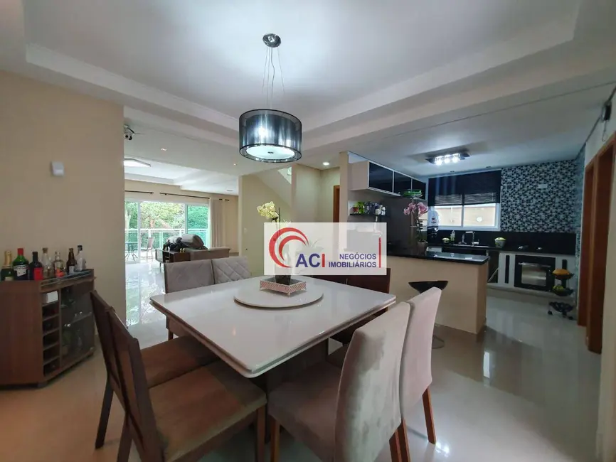 Foto 7 de Casa de Condomínio com 3 quartos à venda, 250m2 em Cotia - SP