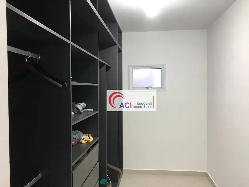 Foto 8 de Casa de Condomínio com 5 quartos à venda, 360m2 em Residencial dos Lagos, Cotia - SP