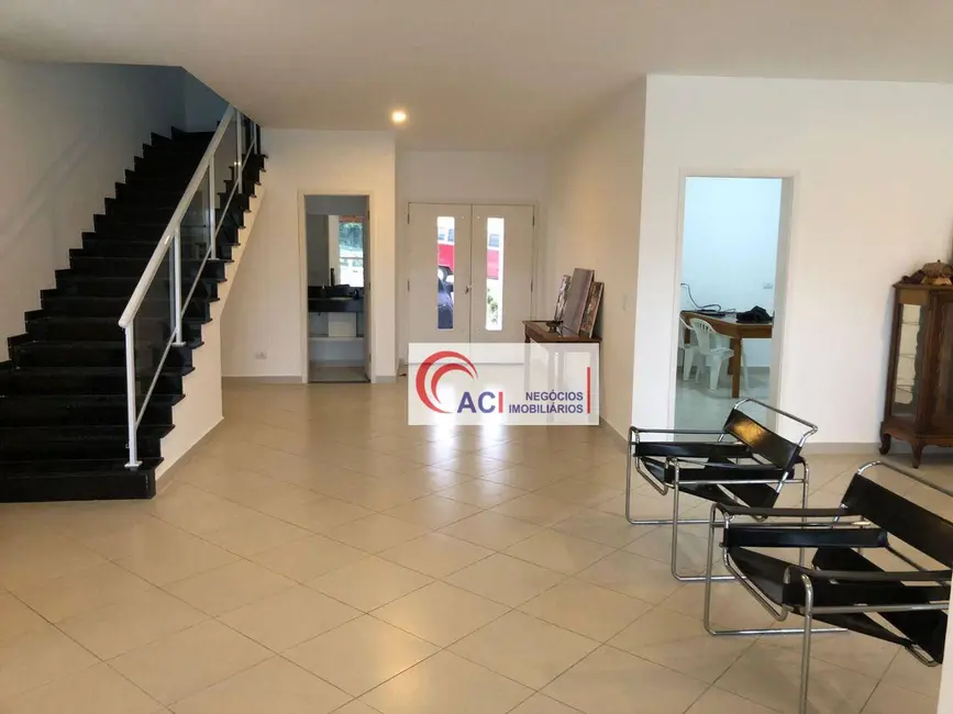 Foto 2 de Casa de Condomínio com 5 quartos à venda, 360m2 em Residencial dos Lagos, Cotia - SP