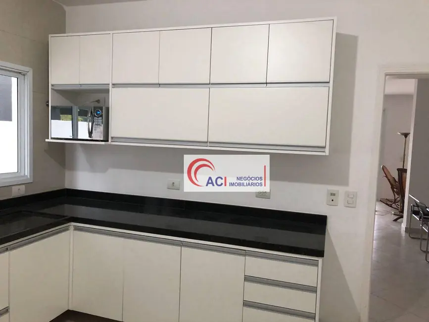 Foto 5 de Casa de Condomínio com 5 quartos à venda, 360m2 em Residencial dos Lagos, Cotia - SP