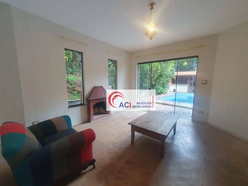 Foto 4 de Casa de Condomínio com 3 quartos para alugar, 360m2 em Transurb, Itapevi - SP