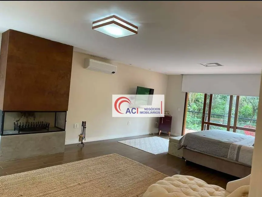 Foto 9 de Casa de Condomínio com 4 quartos à venda, 404m2 em Transurb, Itapevi - SP