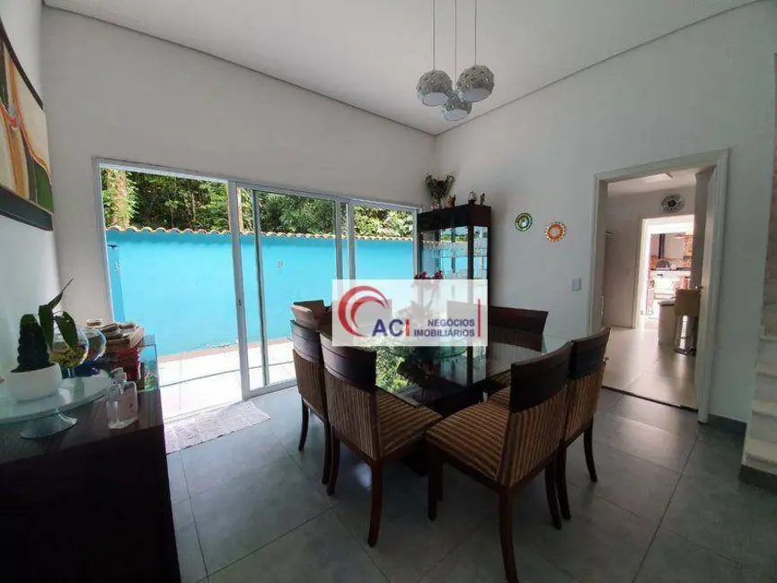 Casa de Condomínio com 3 quartos à venda e para alugar, 402m2 em Transurb, Itapevi - SP - imagem 8 Foto 8 de Casa de Condomínio com 3 quartos à venda e para alugar, 402m2 em Transurb, Itapevi - SP