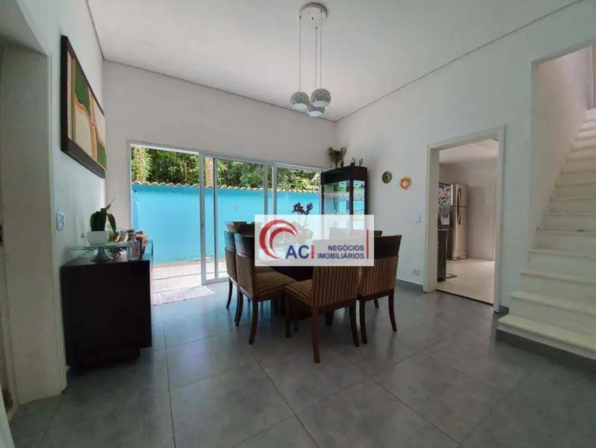 Casa de Condomínio com 3 quartos à venda e para alugar, 402m2 em Transurb, Itapevi - SP - imagem 6 Foto 6 de Casa de Condomínio com 3 quartos à venda e para alugar, 402m2 em Transurb, Itapevi - SP