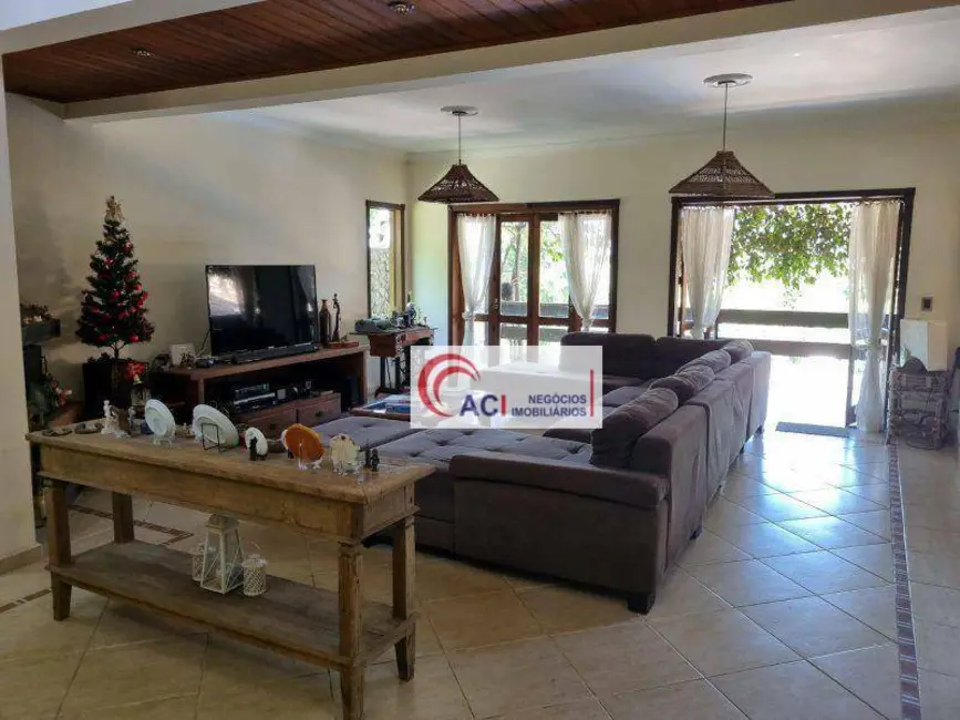 Casa de Condomínio com 3 quartos para alugar, 836m2 em Transurb, Itapevi - SP - imagem 5 Foto 5 de Casa de Condomínio com 3 quartos para alugar, 836m2 em Transurb, Itapevi - SP