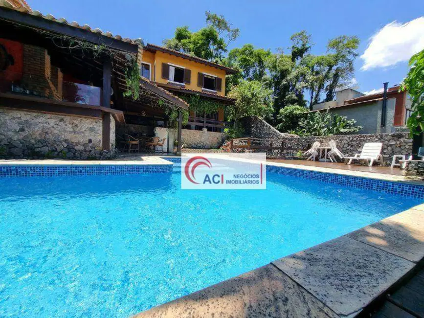 Foto 1 de Casa de Condomínio com 3 quartos para alugar, 836m2 em Transurb, Itapevi - SP