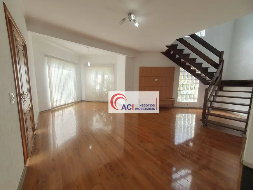 Foto 3 de Casa de Condomínio com 3 quartos à venda e para alugar, 750m2 em Jardim Itaguassu, Itapevi - SP
