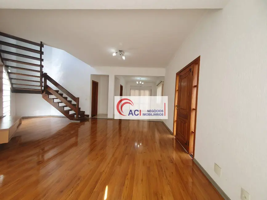 Foto 2 de Casa de Condomínio com 3 quartos à venda e para alugar, 750m2 em Jardim Itaguassu, Itapevi - SP