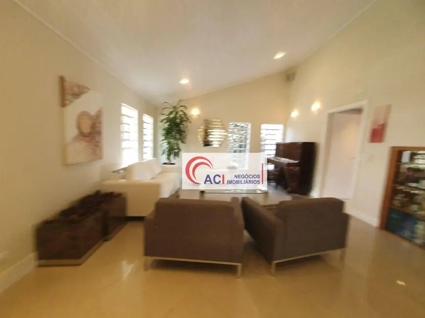 Foto 2 de Casa de Condomínio com 4 quartos para alugar, 750m2 em Transurb, Itapevi - SP