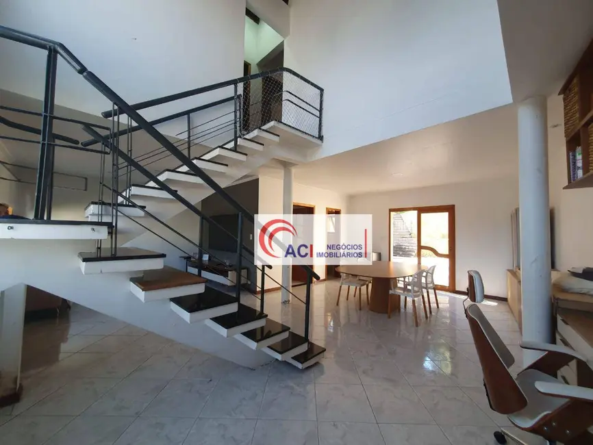 Foto 2 de Casa de Condomínio com 3 quartos à venda, 420m2 em Transurb, Itapevi - SP