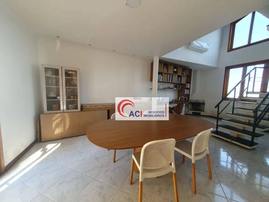 Casa de Condomínio com 3 quartos à venda, 420m2 em Transurb, Itapevi - SP - imagem 3 Foto 3 de Casa de Condomínio com 3 quartos à venda, 420m2 em Transurb, Itapevi - SP