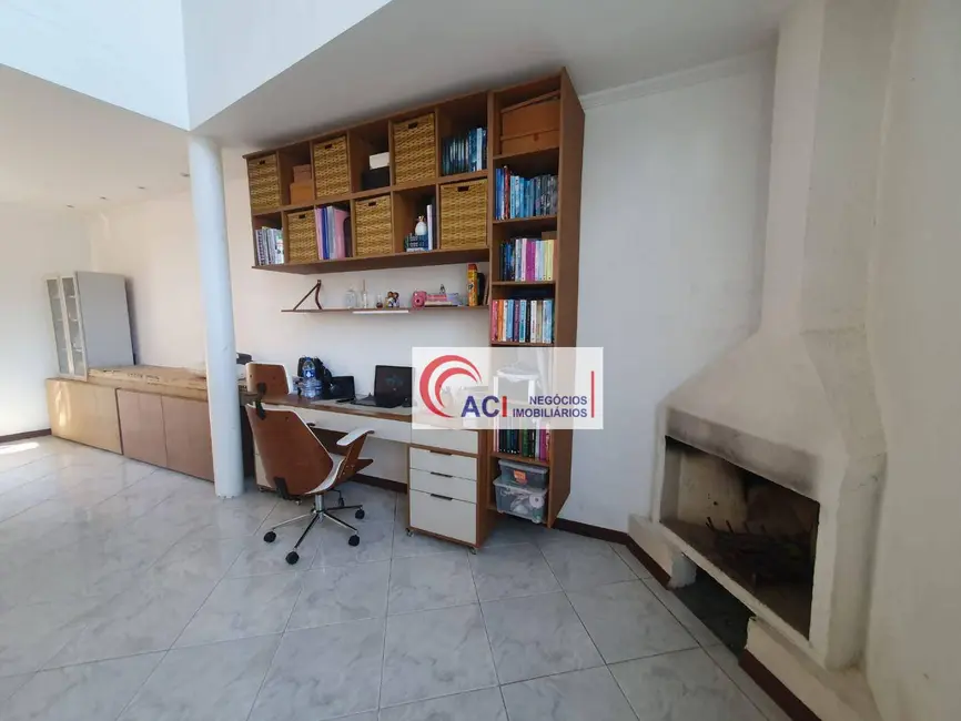 Casa de Condomínio com 3 quartos à venda, 420m2 em Transurb, Itapevi - SP - imagem 6 Foto 6 de Casa de Condomínio com 3 quartos à venda, 420m2 em Transurb, Itapevi - SP