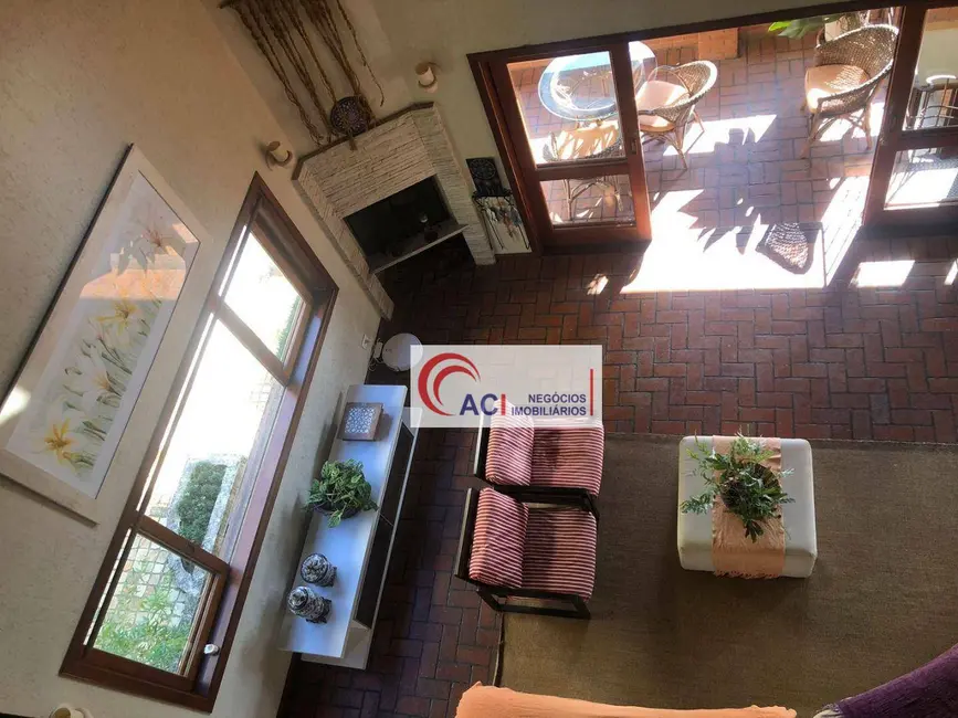Foto 2 de Casa de Condomínio com 3 quartos à venda e para alugar, 681m2 em Transurb, Itapevi - SP