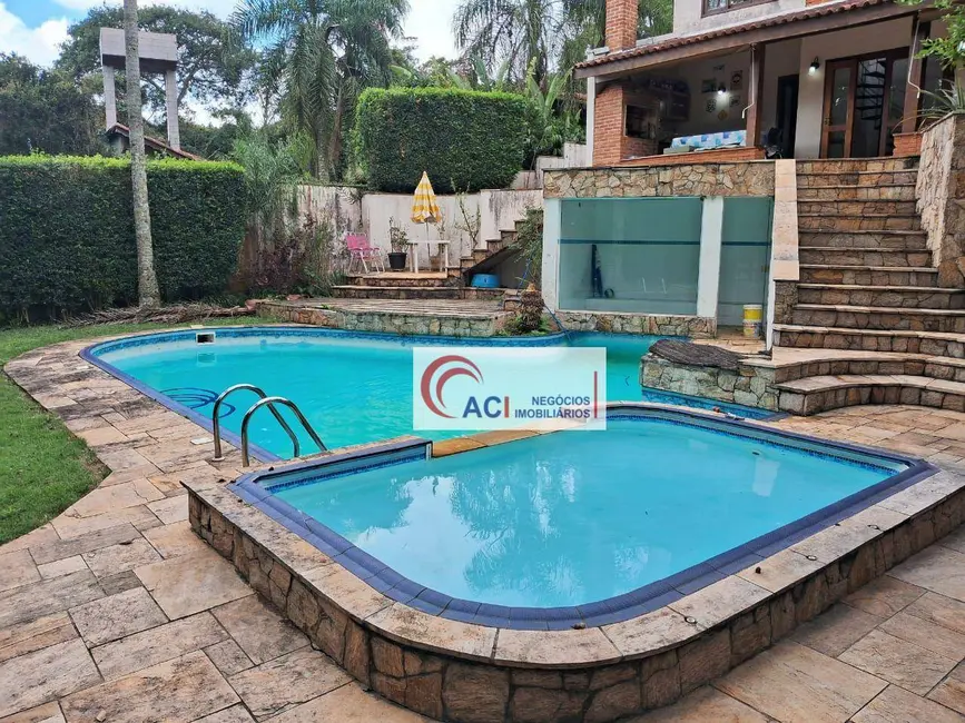Foto 1 de Casa de Condomínio com 3 quartos à venda e para alugar, 681m2 em Transurb, Itapevi - SP