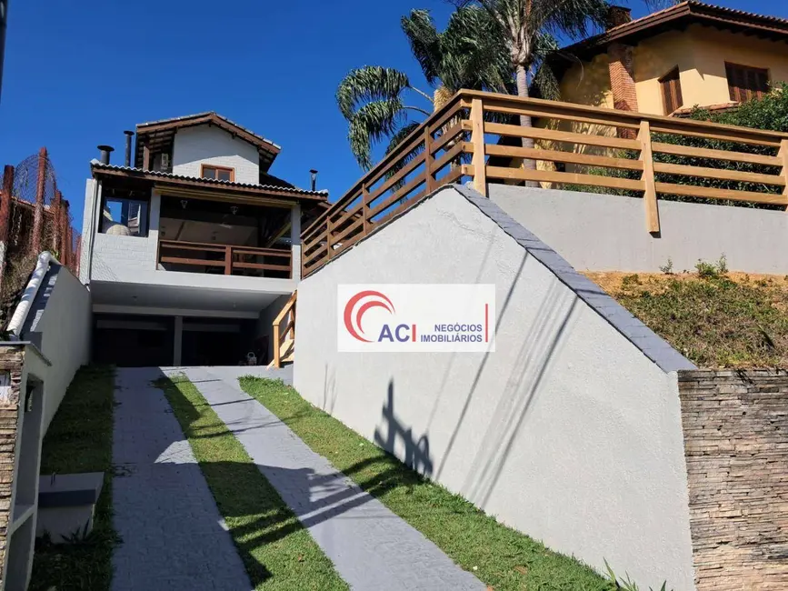 Foto 1 de Casa de Condomínio com 3 quartos para alugar, 650m2 em Transurb, Itapevi - SP