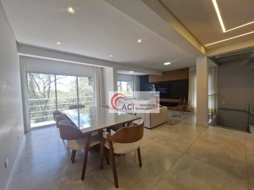 Foto 8 de Casa de Condomínio com 3 quartos à venda, 380m2 em Transurb, Itapevi - SP