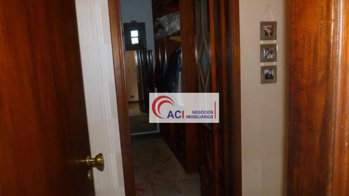 Foto 6 de Casa de Condomínio com 3 quartos à venda, 600m2 em Transurb, Itapevi - SP