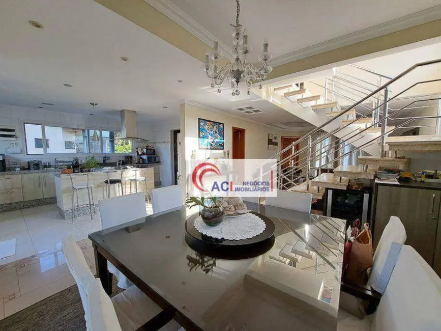 Foto 4 de Casa de Condomínio com 3 quartos à venda, 404m2 em Transurb, Itapevi - SP