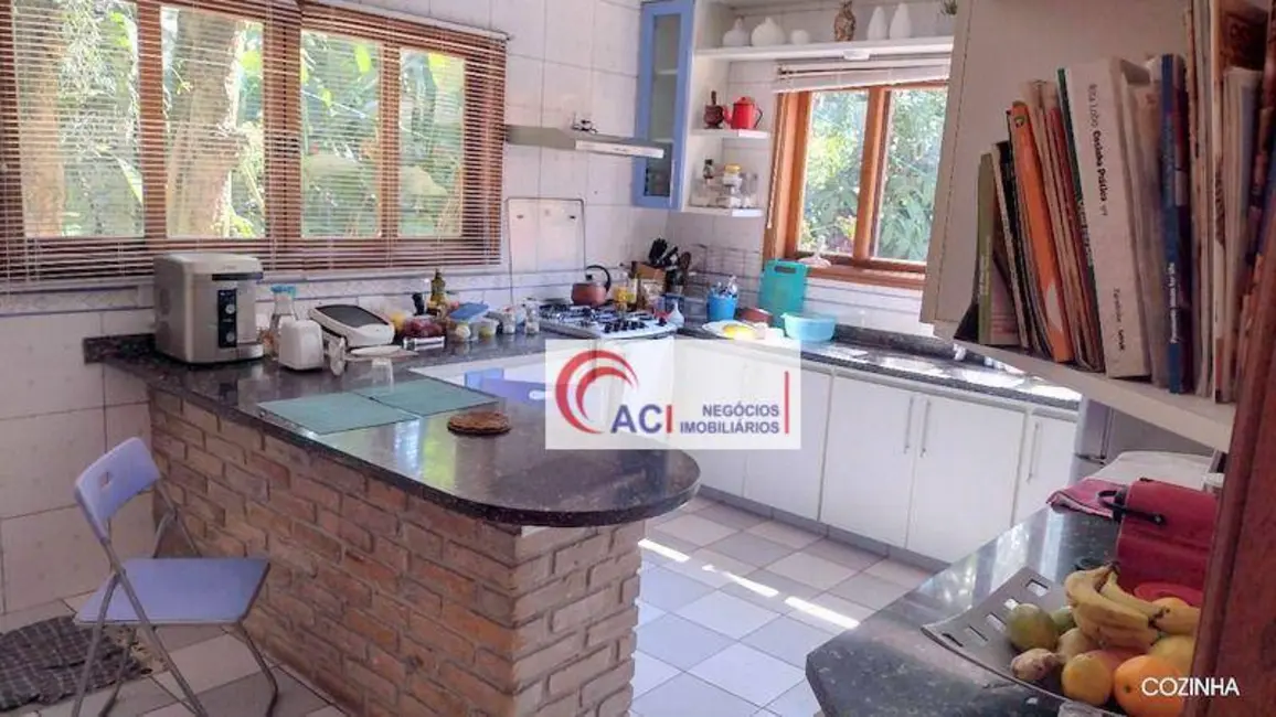 Foto 6 de Casa de Condomínio com 3 quartos à venda, 594m2 em Transurb, Itapevi - SP