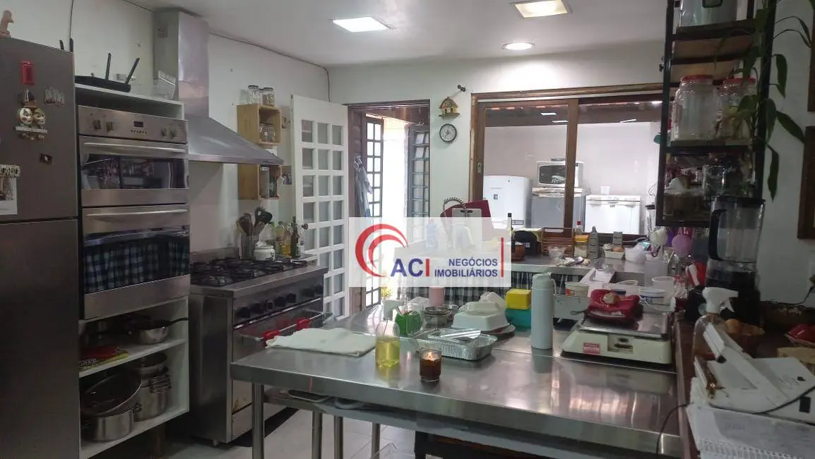 Foto 6 de Casa de Condomínio com 4 quartos à venda, 690m2 em Transurb, Itapevi - SP