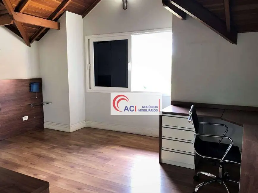 Casa de Condomínio com 3 quartos à venda, 390m2 em Parque Nova Jandira, Jandira - SP - imagem 8 Foto 8 de Casa de Condomínio com 3 quartos à venda, 390m2 em Parque Nova Jandira, Jandira - SP