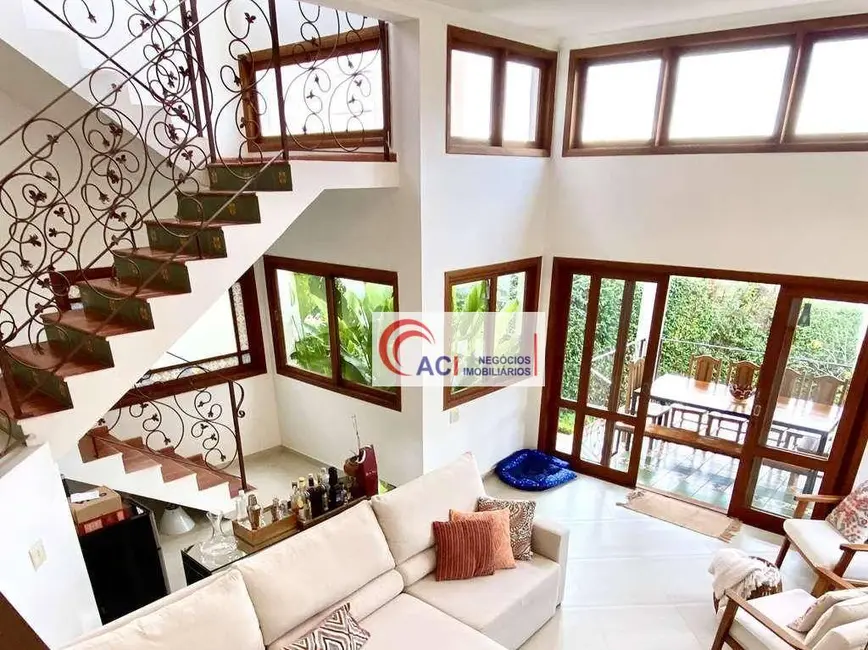 Foto 2 de Casa de Condomínio com 4 quartos à venda, 337m2 em Cotia - SP