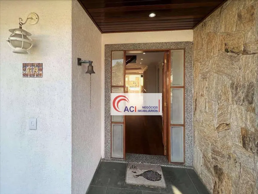 Foto 9 de Casa de Condomínio com 4 quartos à venda, 345m2 em Jardim São Paulo II, Cotia - SP