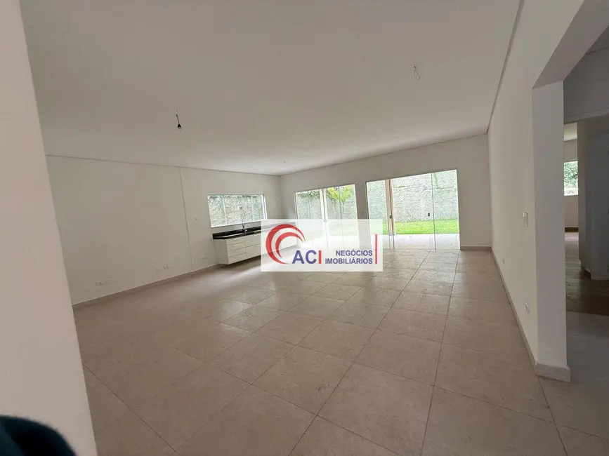 Foto 3 de Casa de Condomínio com 3 quartos para alugar, 400m2 em Carapicuiba - SP