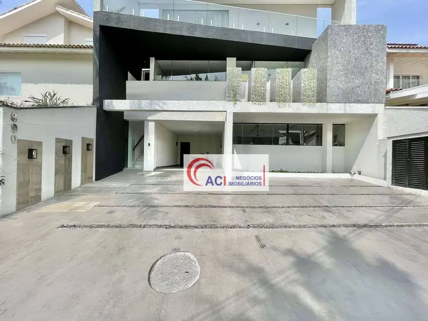 Casa de Condomínio com 6 quartos à venda, 528m2 em São Paulo II, Cotia - SP - imagem 5 Foto 5 de Casa de Condomínio com 6 quartos à venda, 528m2 em São Paulo II, Cotia - SP