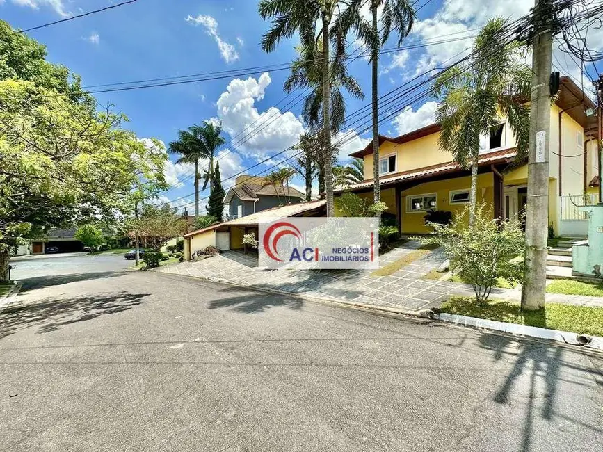 Casa de Condomínio com 4 quartos à venda, 1116m2 em São Paulo II, Cotia - SP - imagem 4 Foto 4 de Casa de Condomínio com 4 quartos à venda, 1116m2 em São Paulo II, Cotia - SP