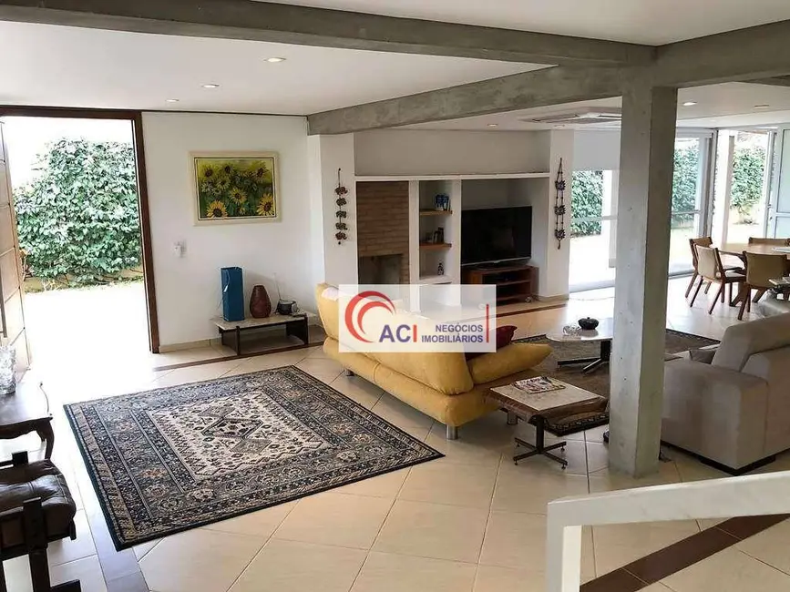 Foto 8 de Casa de Condomínio com 3 quartos à venda, 574m2 em Vila Santo Antônio, Cotia - SP