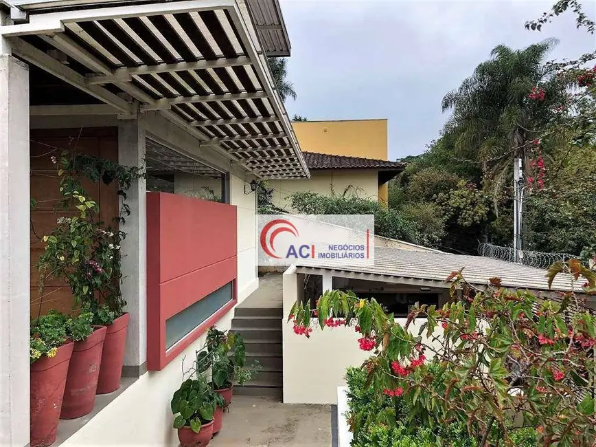 Foto 4 de Casa de Condomínio com 3 quartos à venda, 574m2 em Vila Santo Antônio, Cotia - SP