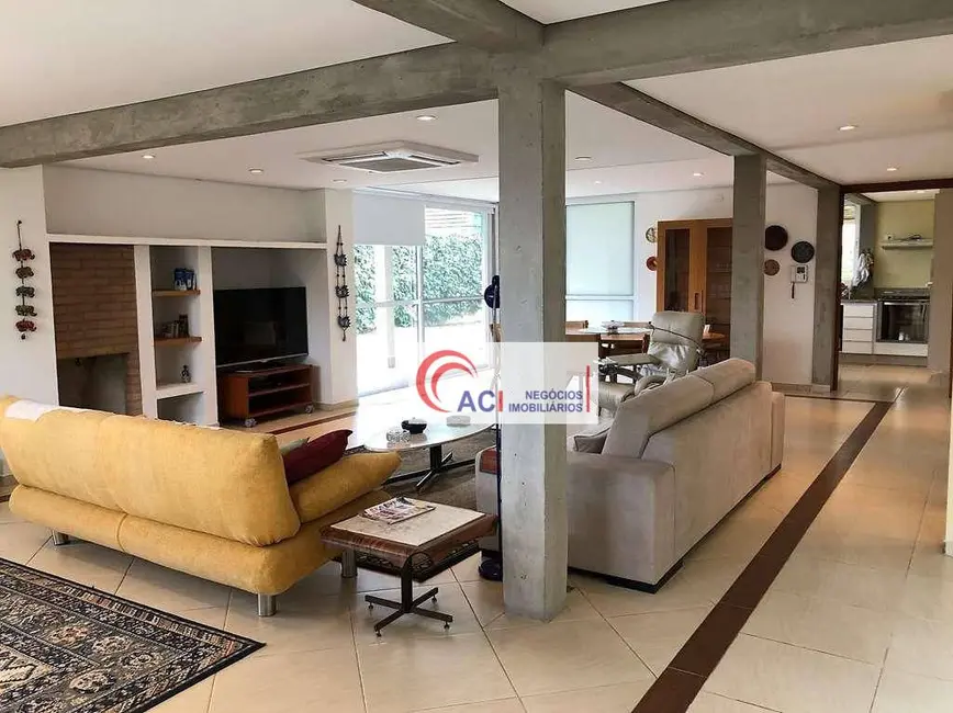 Foto 9 de Casa de Condomínio com 3 quartos à venda, 574m2 em Vila Santo Antônio, Cotia - SP